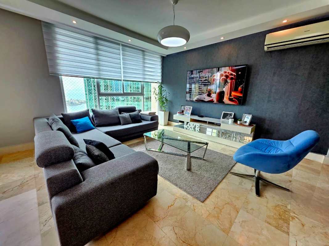 PUNTA PACÍFICA – PENTHOUSE EN ALQUILER