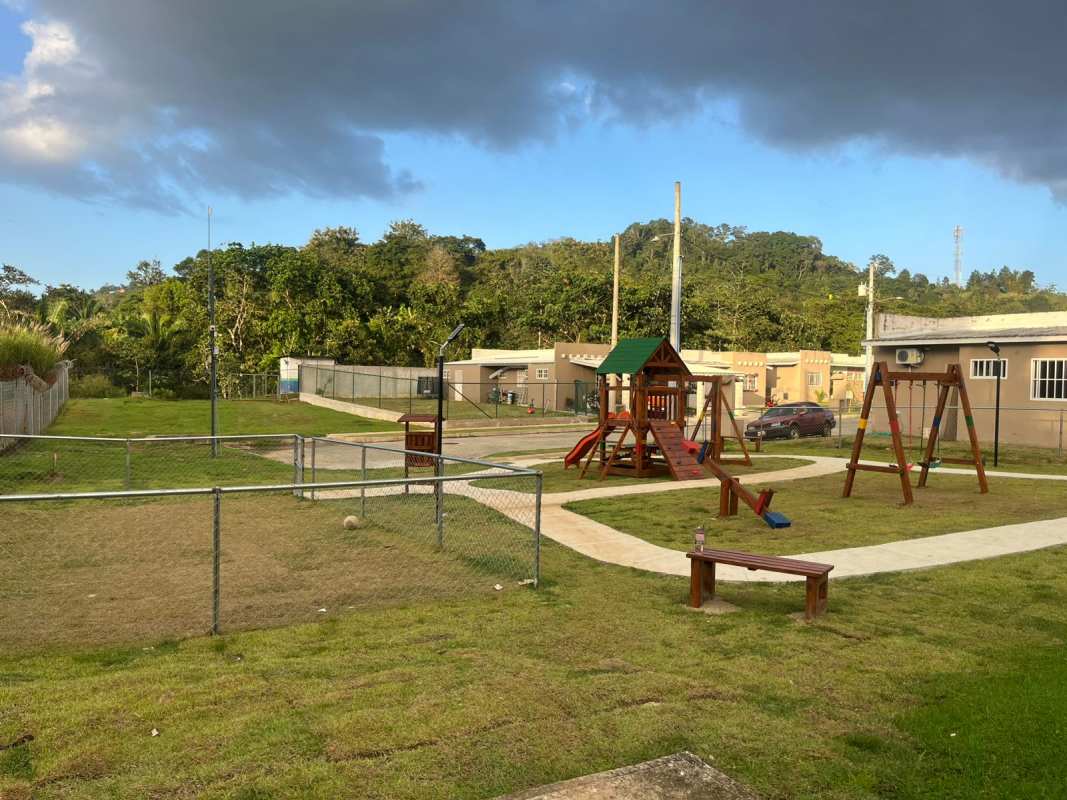 Remato casa en Las Cumbres Villa Grecia