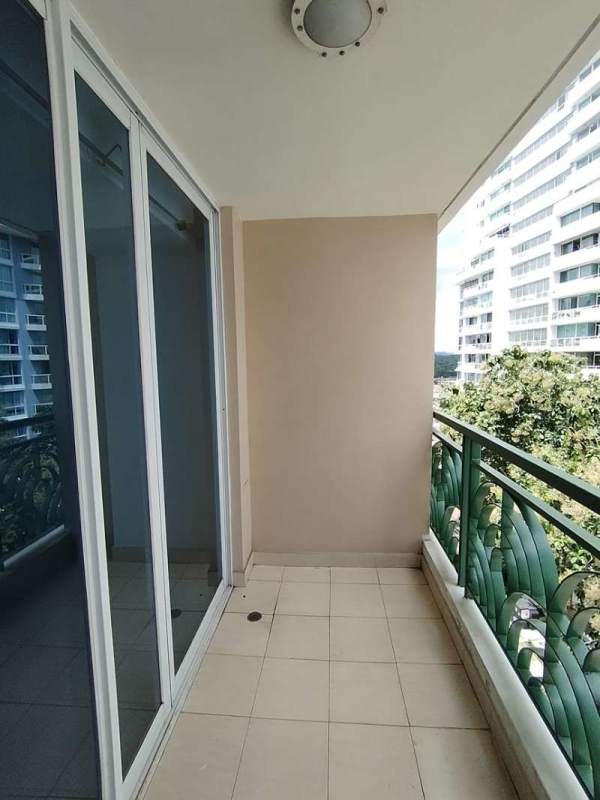 Plaza Edison, P.H. Belview Towers