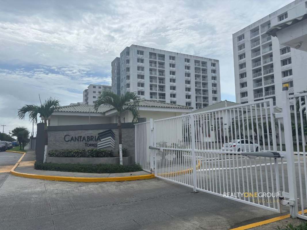 Apartamento en PH Torres de Cantabria - Las Acacias.