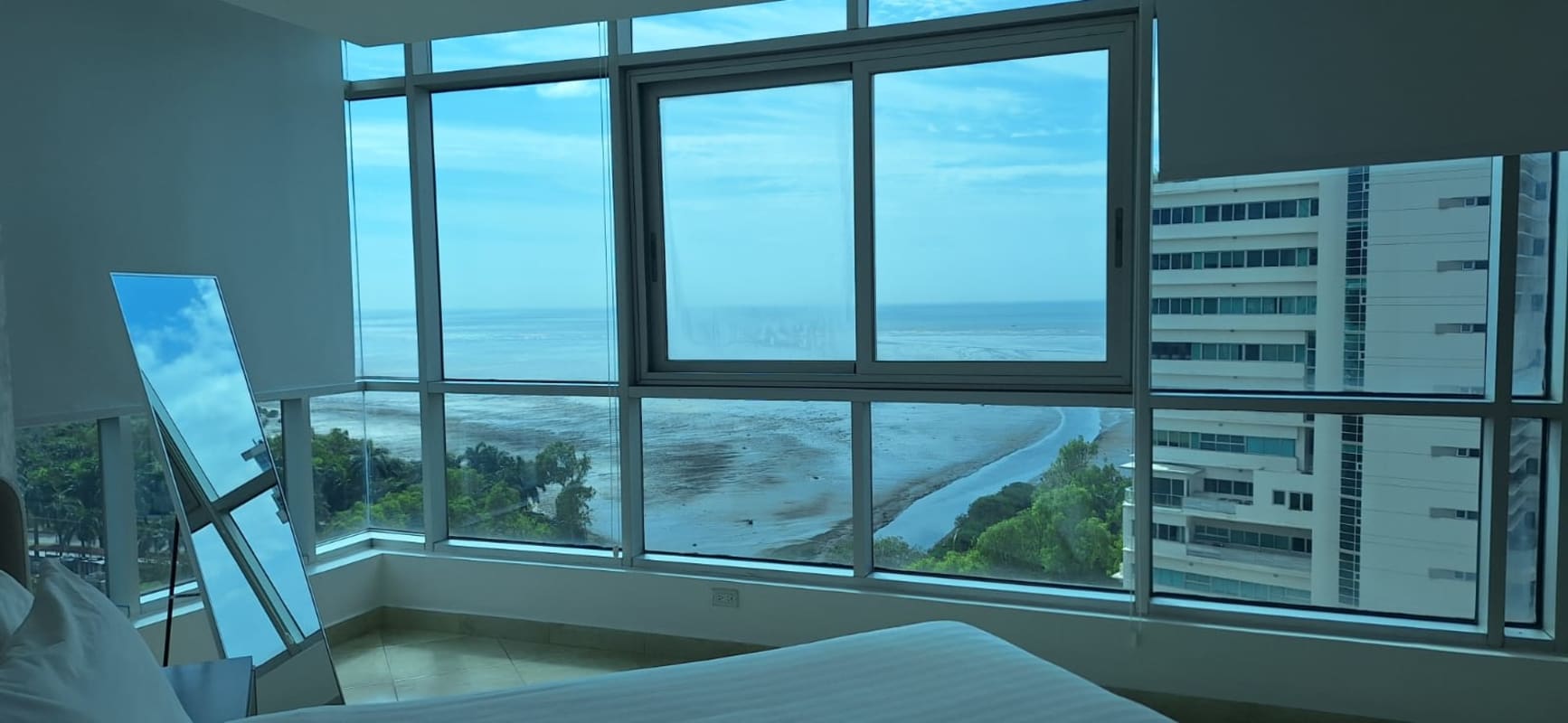 For rent apartamento Costa del Este Riverside balcon