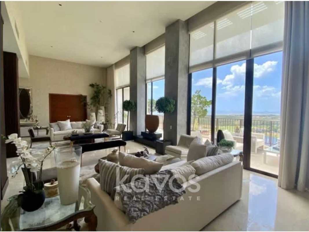 PENTHOUSE SANTA MARIA COURT - EN VENTA