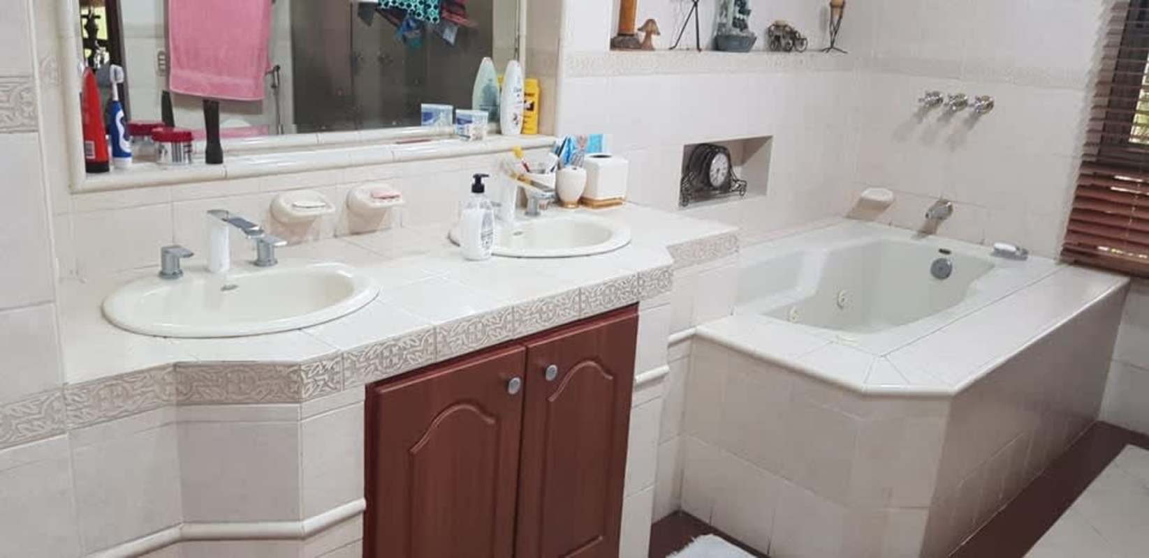 Se Alquila / Se Vende Dúplex en San Francisco – Calle 74