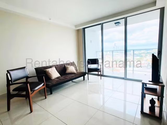 Apartamento en Alquiler en Vía España 26LDC5401