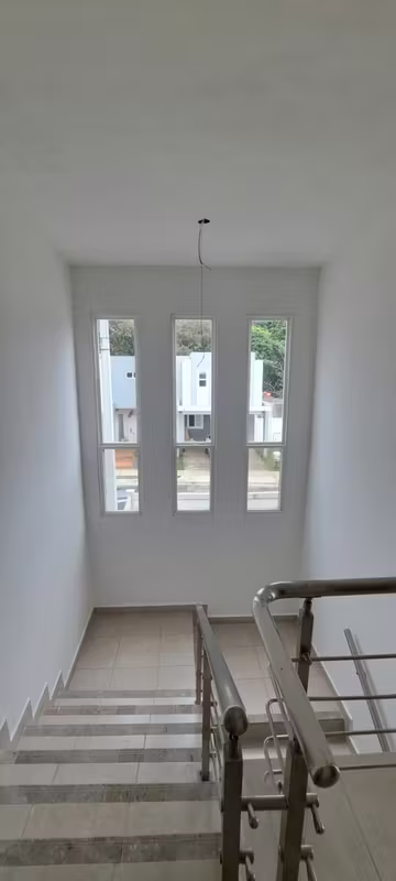 VENTA DE CASA DE ESQUINA PH VICTORIA PASEO DEL NORTE