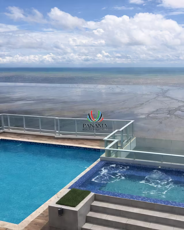 Vive en Parkside: Apartamento amoblado con vista al parque