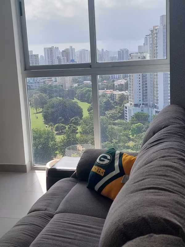 SE ALQUILA APARTAMENTO EL GOLF SAN FRANCISCO 3 RECAMARAS VISTA AL PARQUE OMAR