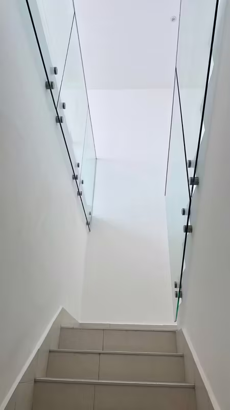 Loft | 114 m² | 2 Rec | 2 Parking | $2,100