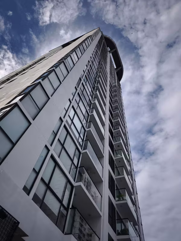 ALQUILER DE APARTAMENTO EN COCO DEL MAR PH VICTORY SPORT