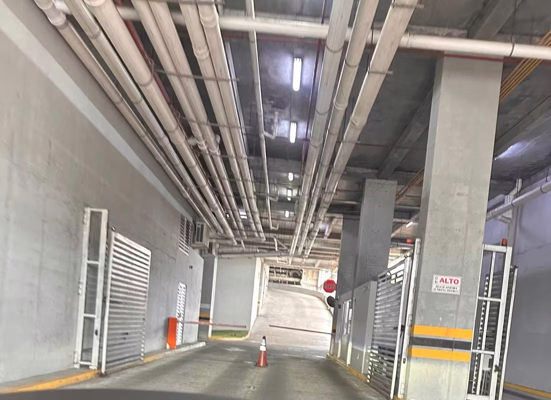 Se vende Apartamento sobre la Vía José Agustin Arango